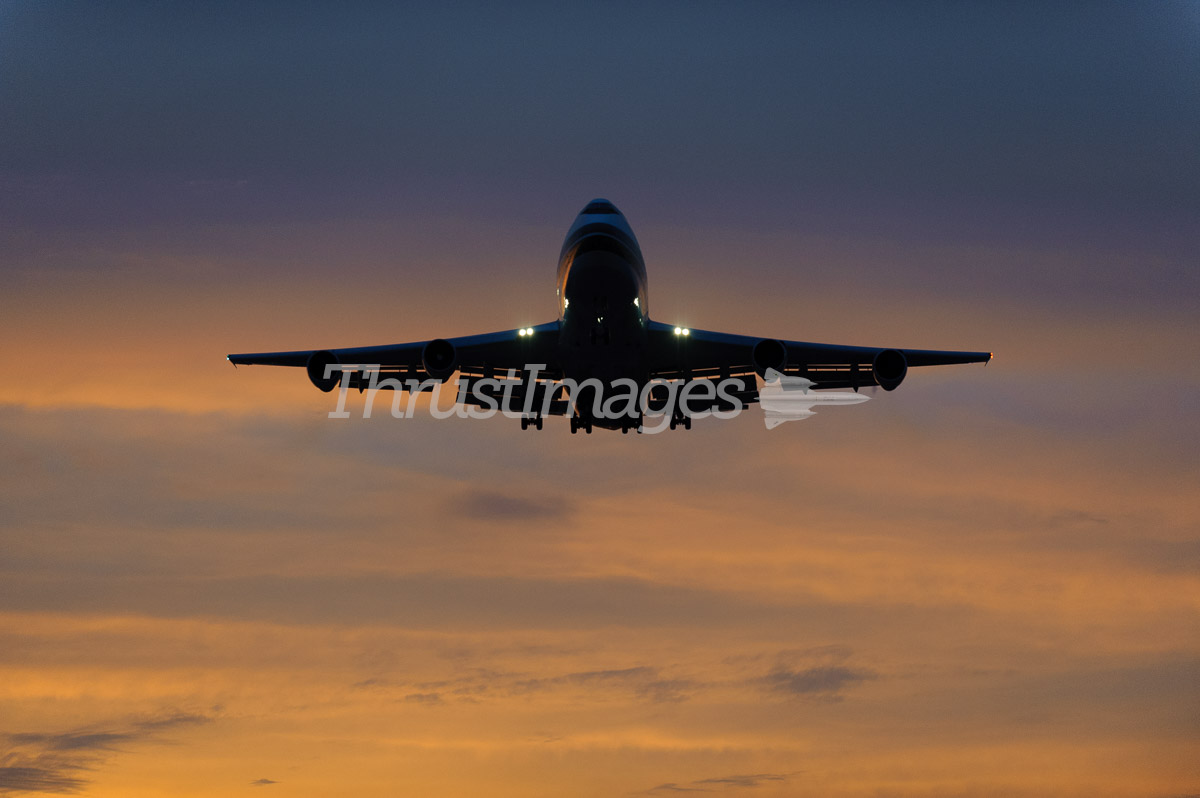 Boeing 747-230B(SF) N489EV (cn 23393/633)